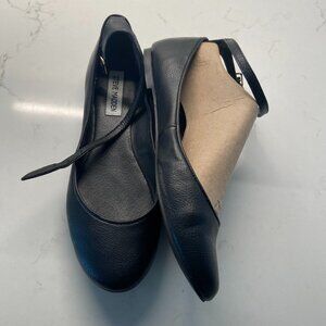 Steve Madden Black Ankle Strap Ballet Flats 8.5